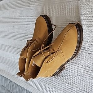 Timberland spruce yellow ankle boots